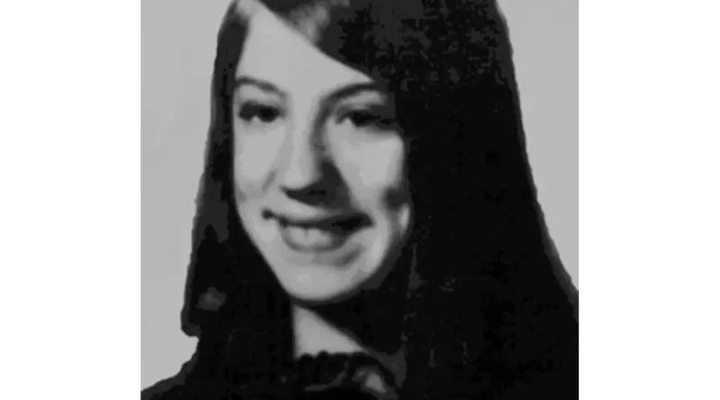 Barbara Jean Kemp murdered in Baldwinsville, New York